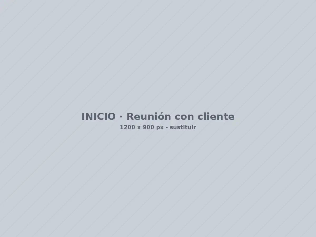 Asesor de Enfoque Fiscal 360 reunido con un cliente